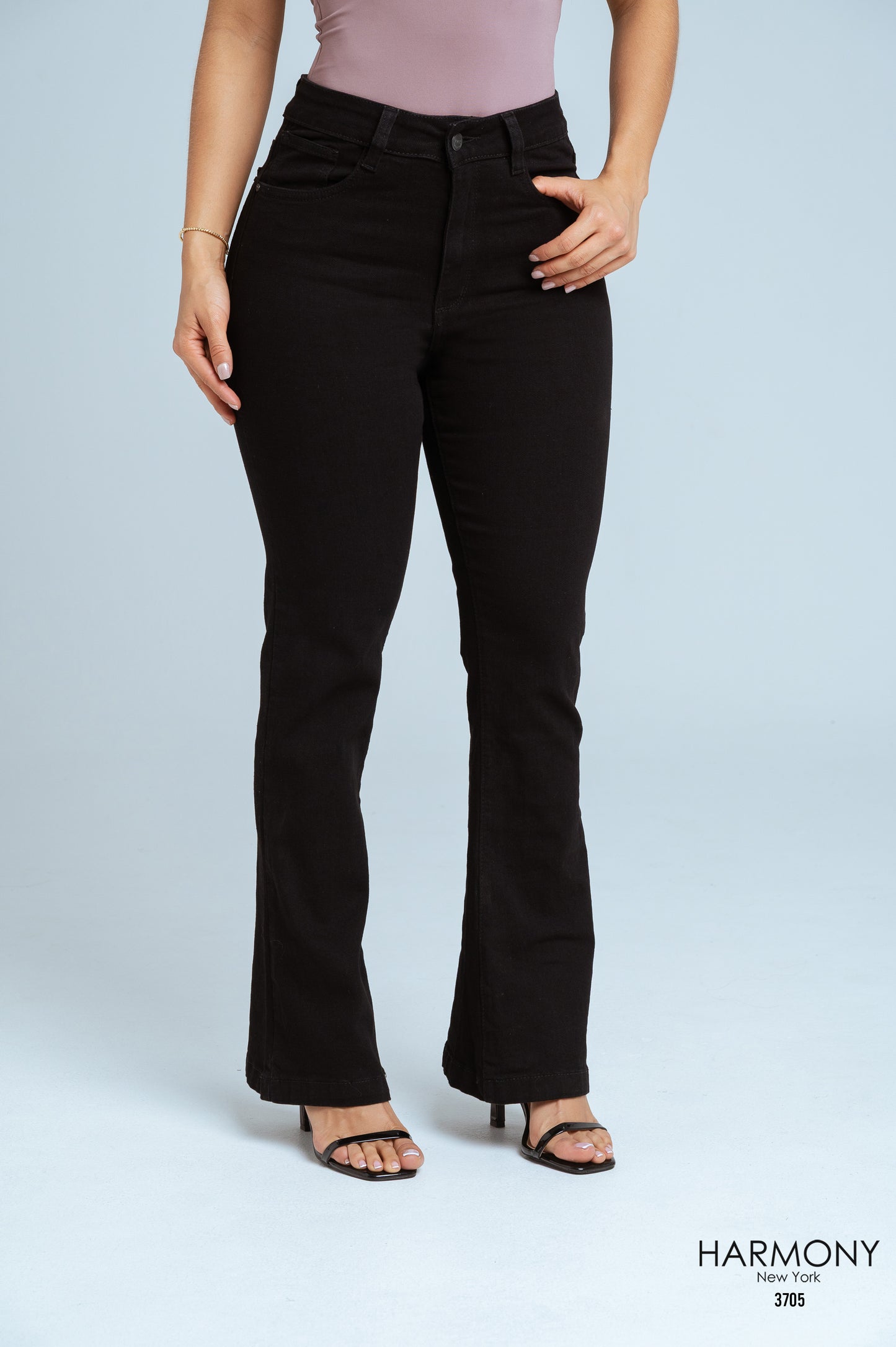 SoHo Black - Ref 3705