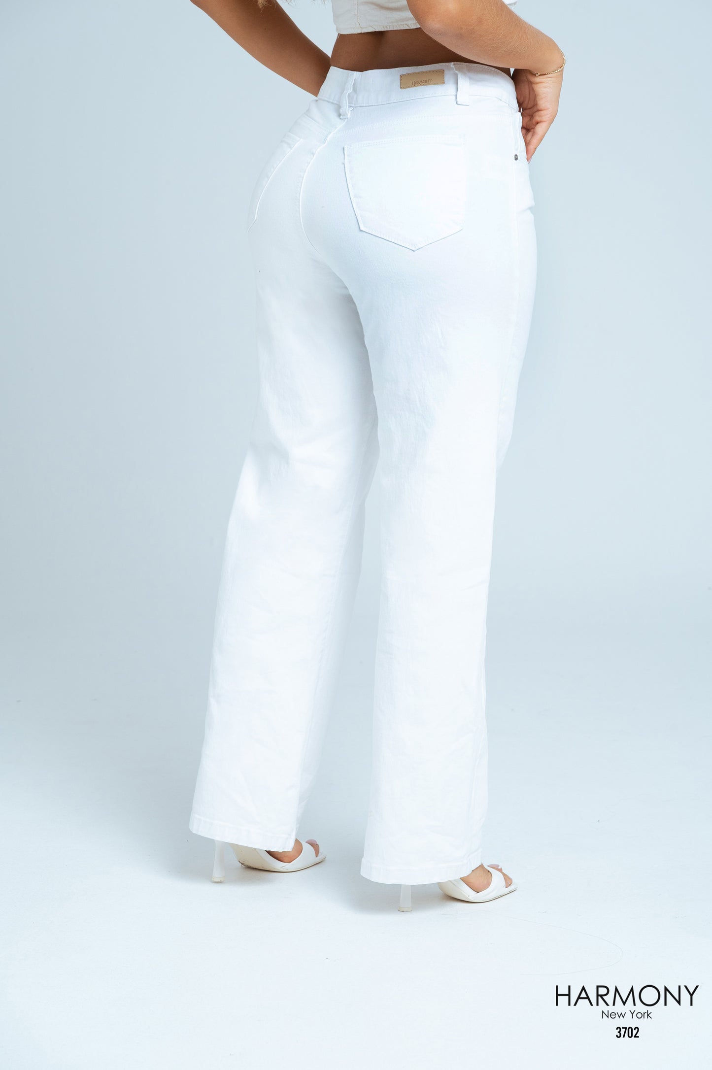 Tribeca Straight - Ref 3702