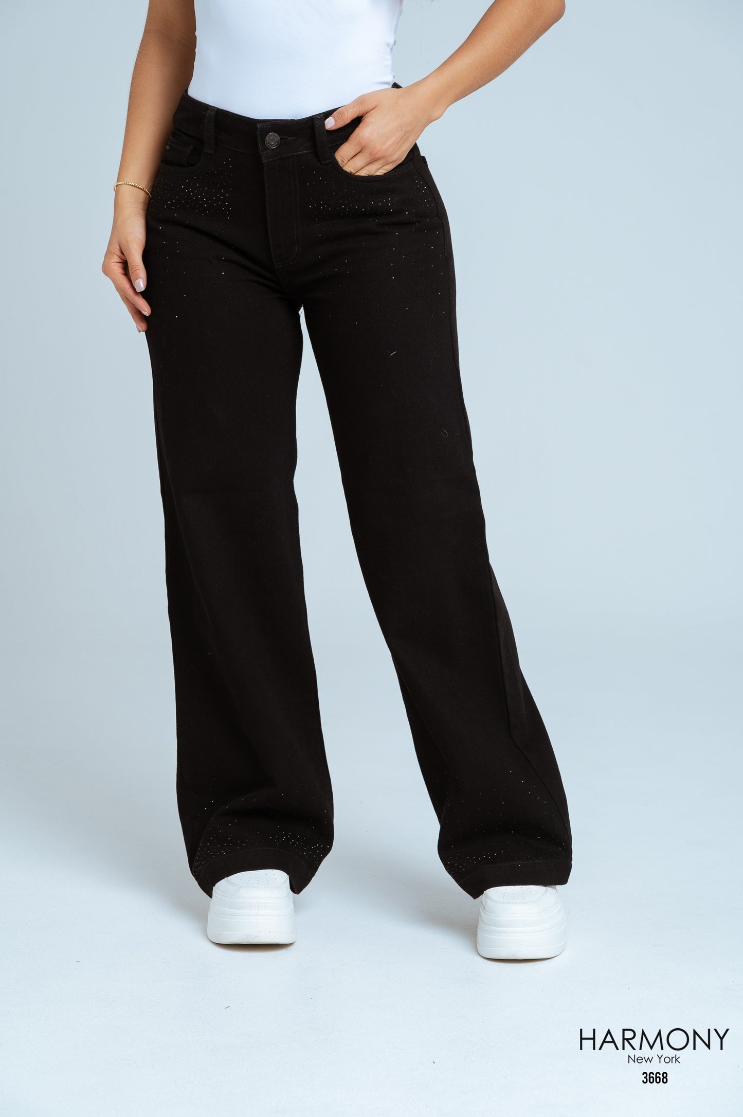 NoHo Crystal Black - Ref 3668